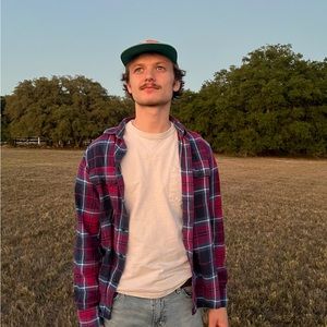 Meet your Posher, Isaac